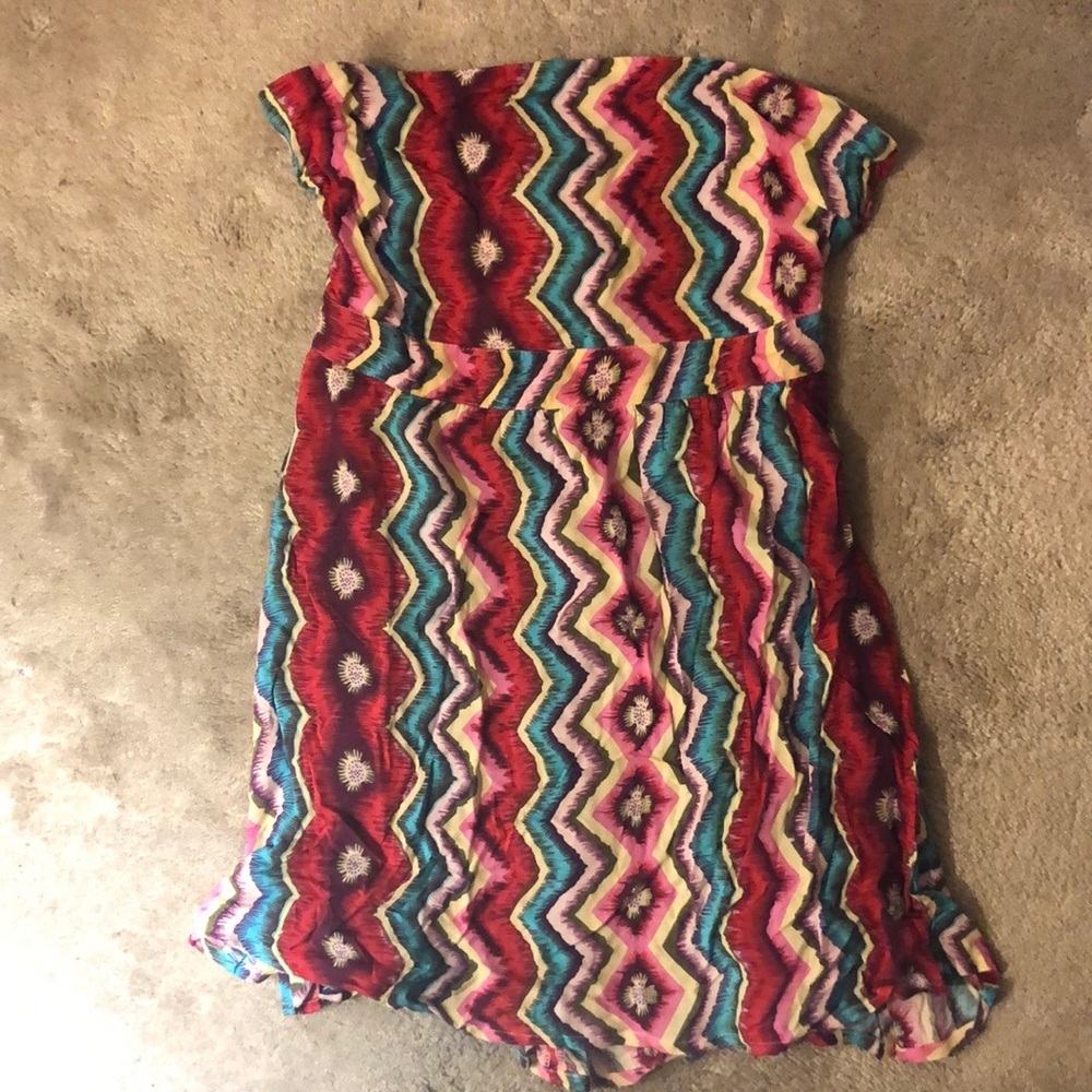 Tie back funky patterned summer dress
